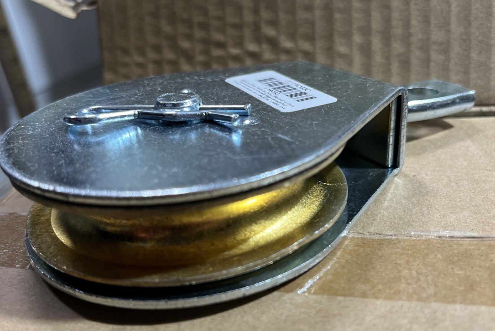 3 Inch Swivel Eye Pulley For 1/2” Rope, 650lb Load, 1/2” ID Eye, Zinc Plate