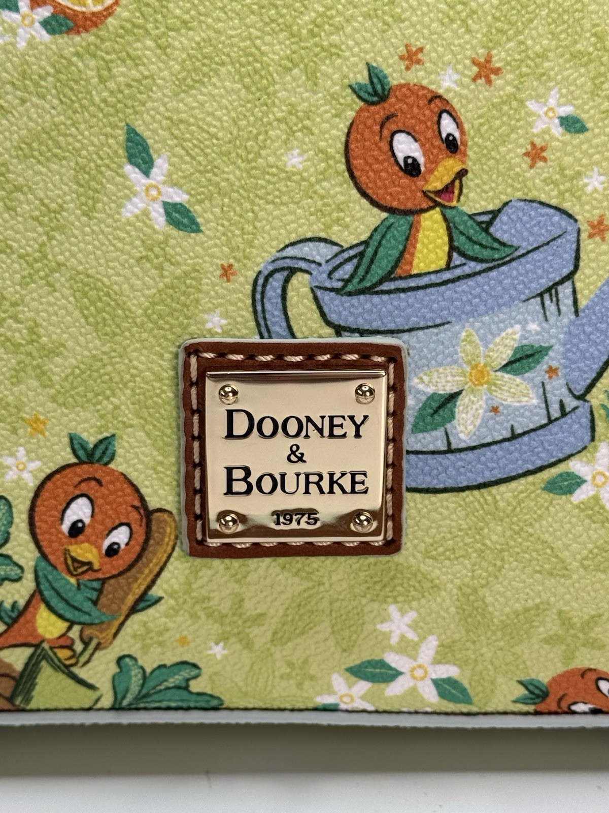 Disney DOONEY & BOURKE Flower Garden Festival 2022 Shoulder Crossbody Bag NEW