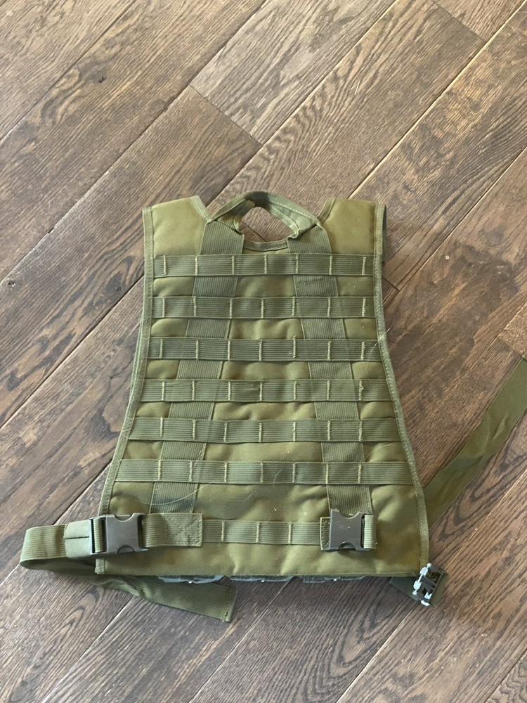 Elite Force CFR Airsoft M4 ( Starter Pack)