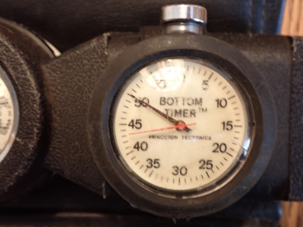 Pennform Scubapro Scuba Console & Princeton Bottom Timer Nice Untested