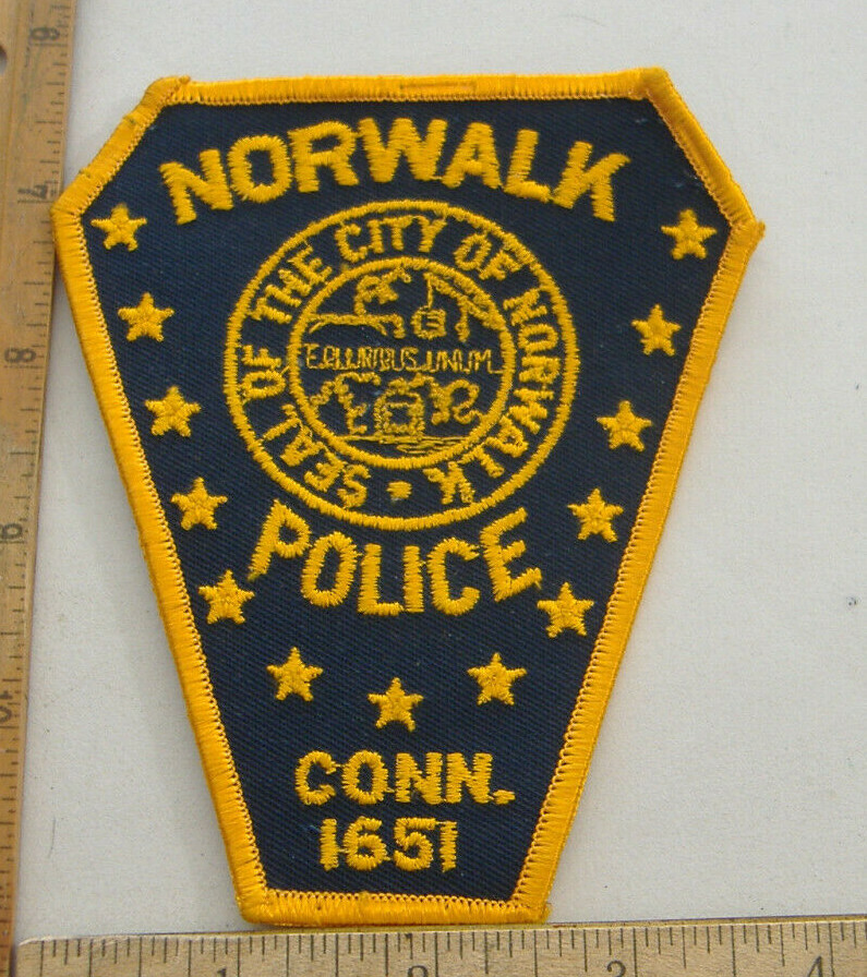 NORWALK  POLICE  CONN FABRIC PATCH