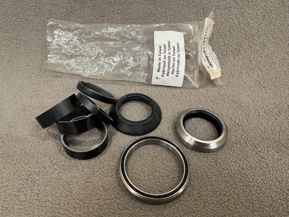 Specialized Crux (2022 - 2026) Integrated Headset - NEW