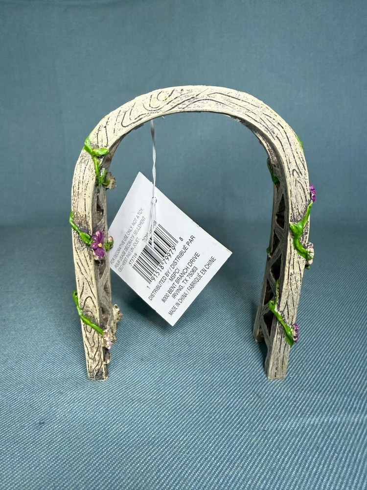 Ashland Spring Tina Treasures Structure Arch 5"