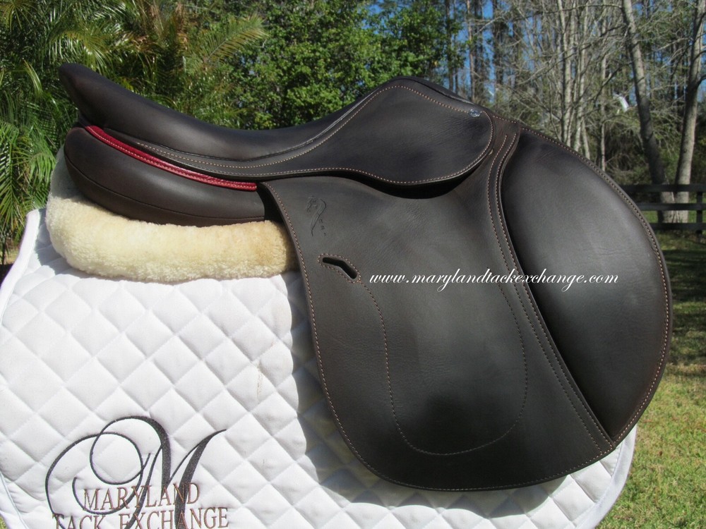 17.5" ANTARES EVOLUTION D buffalo close contact jumping saddle-2023 MODEL!!!!