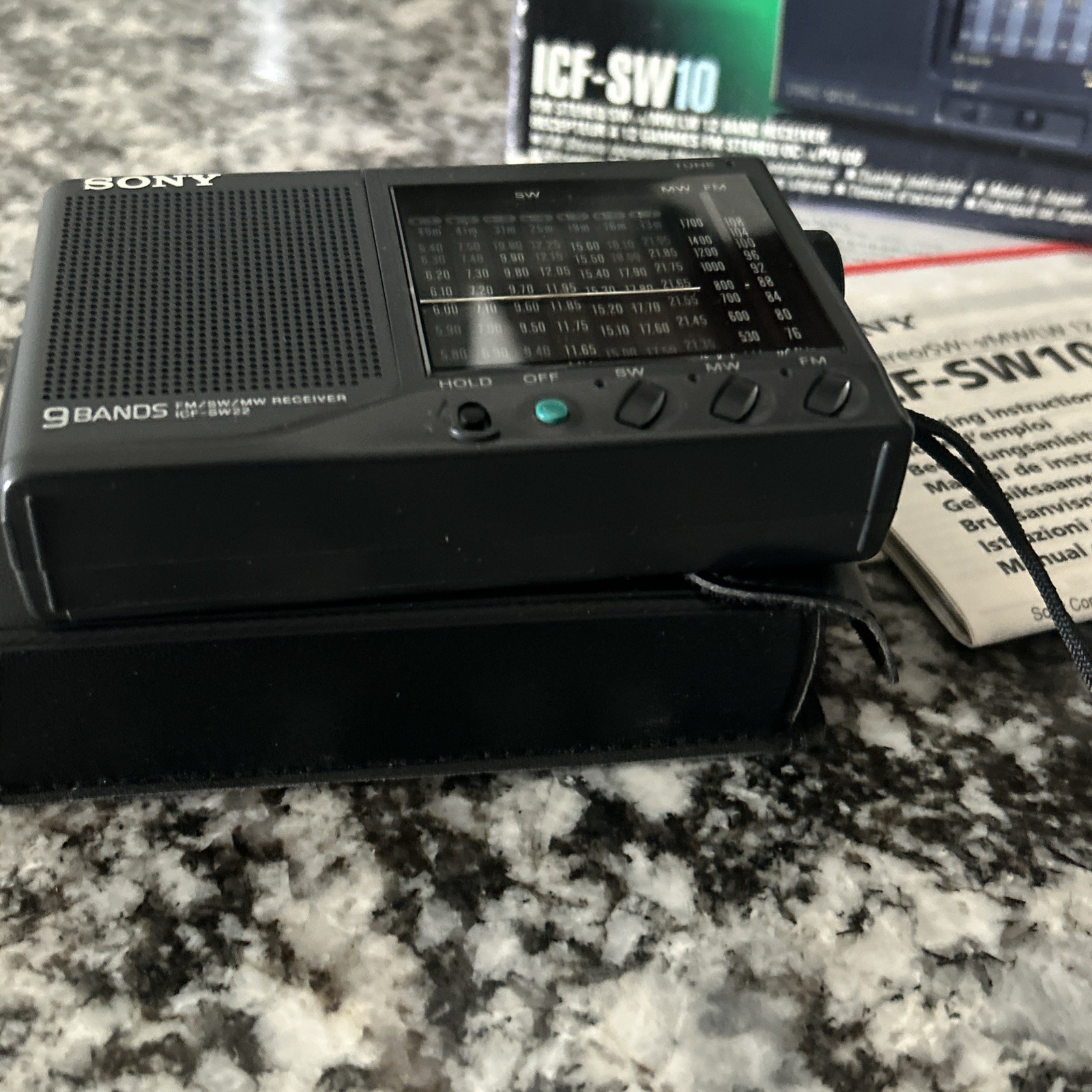 Vintage Sony ICFSW22 Portable Shortwave Radio 12 Band FM MW SW LW Com G2U