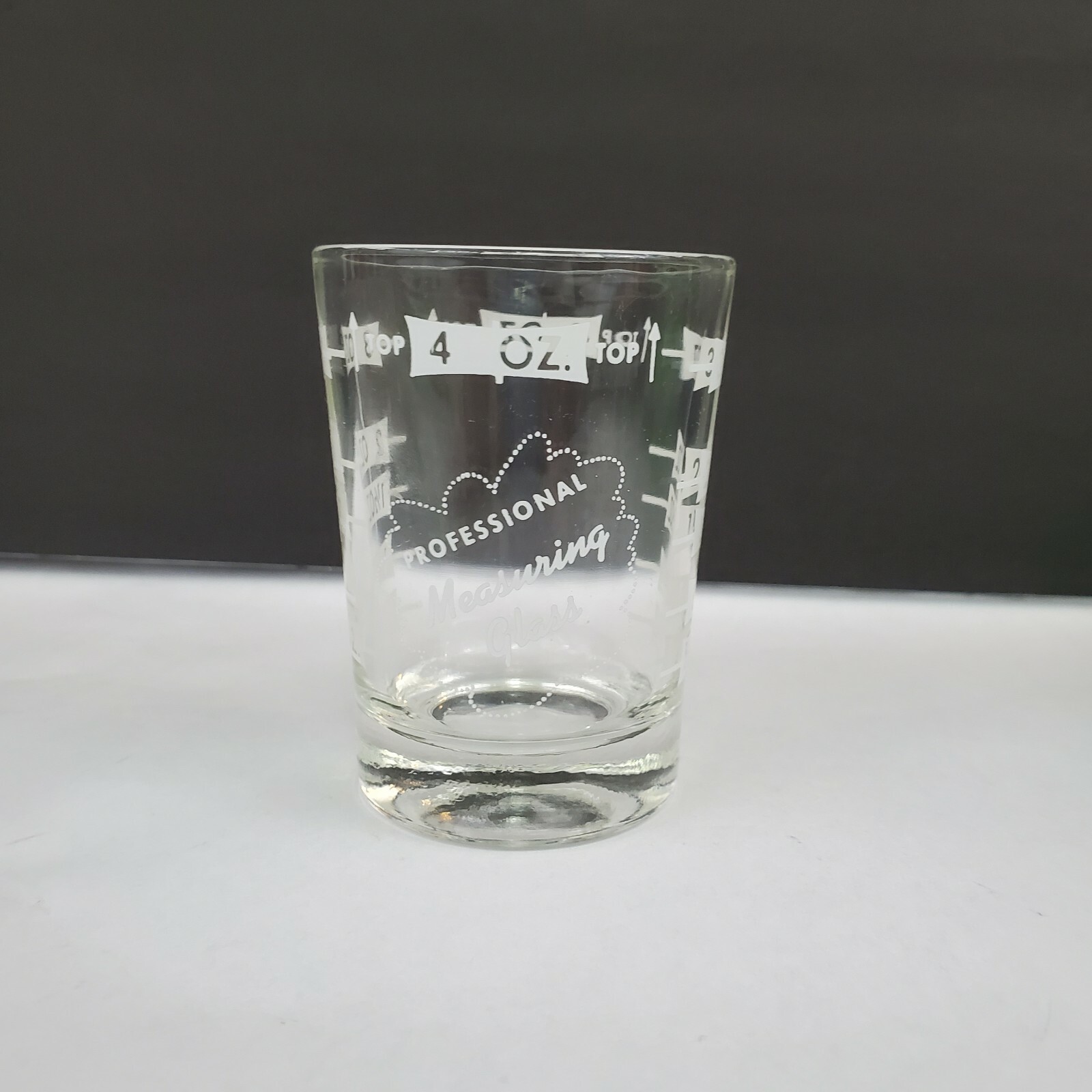 4 oz. Bar & Kitchen PROFESSIONAL Measuring Glass includes Half Measurements