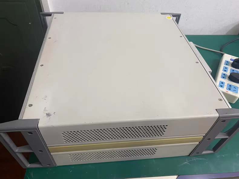 FluKe5700A High Precision Multi-Function Calibrator