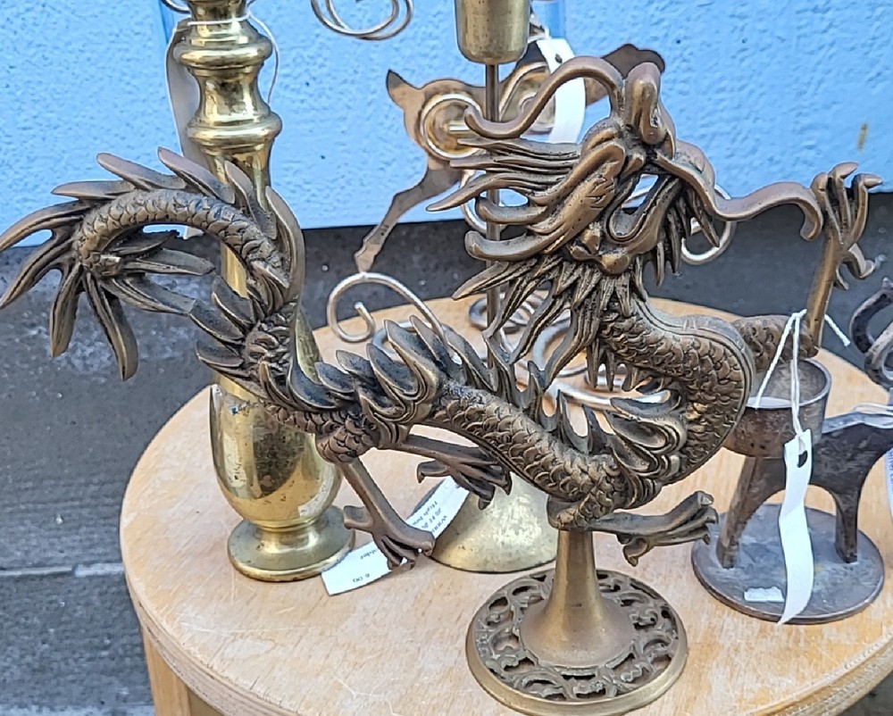 8 decorative and practical bronze objects j1