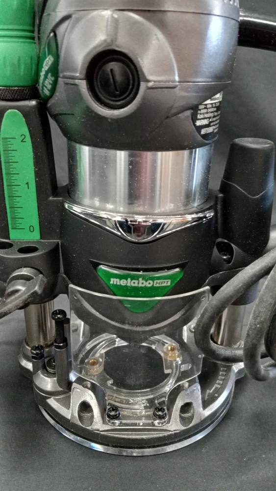 Metabo HPT M12VC 2-1/4 HP Variable Speed Fixed Base Router
