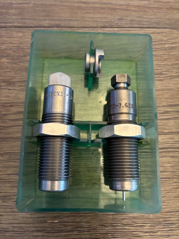 Lee 7.62x39 Russian Reloading Dies with shell holder