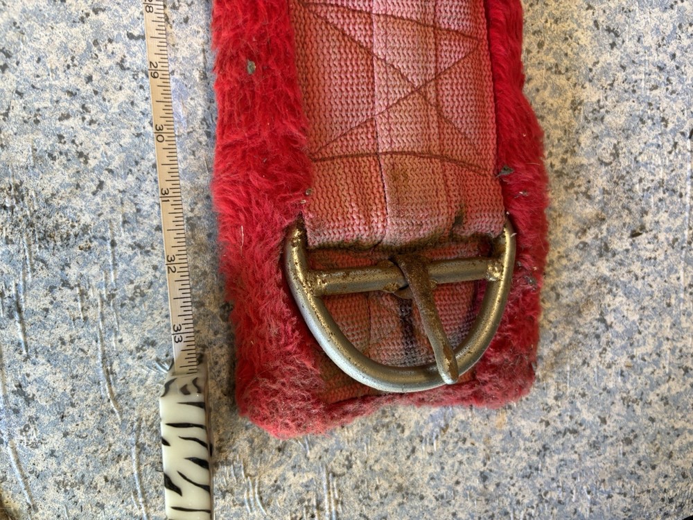 Red Synthetic Fleece Cinch