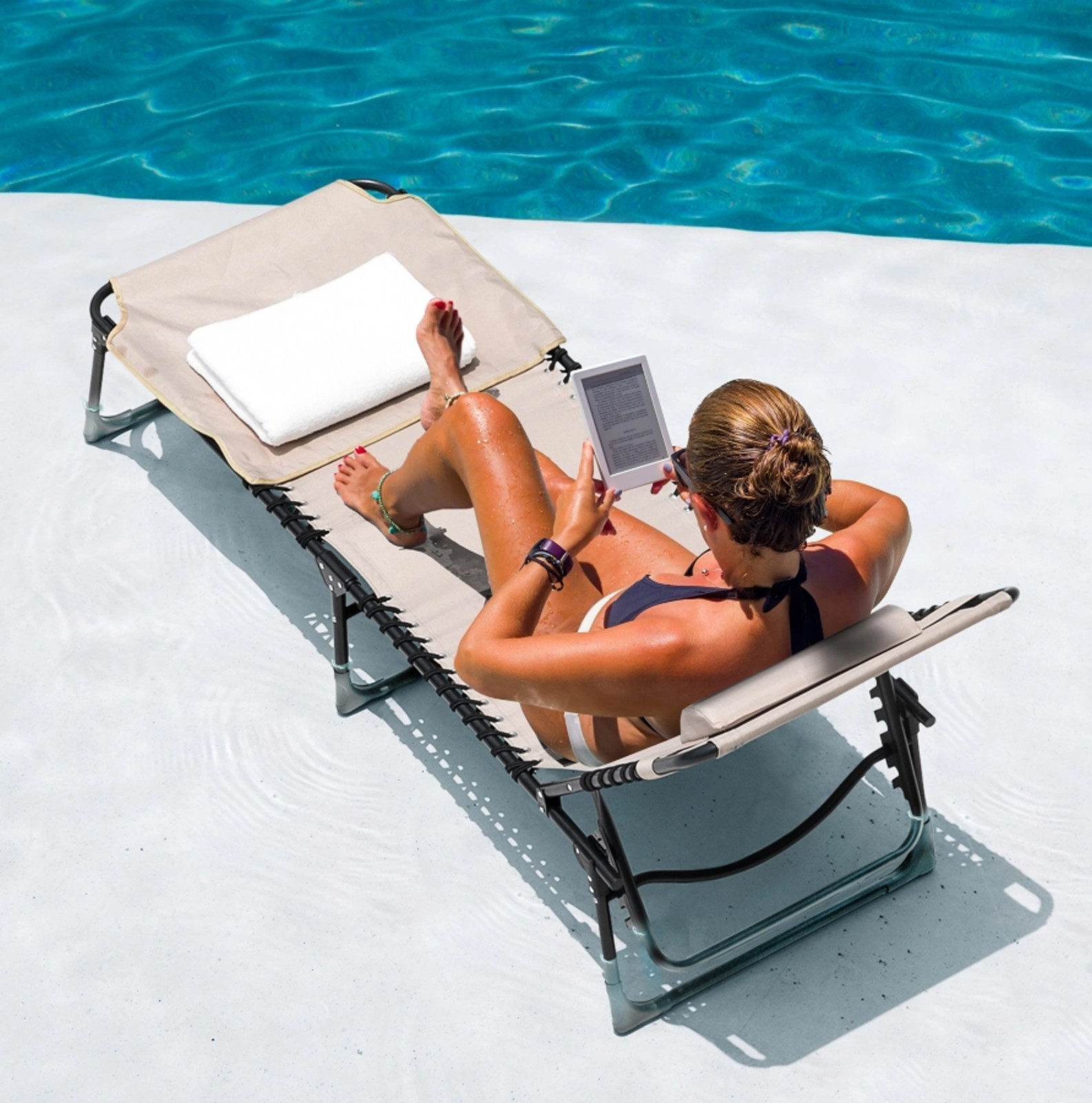 Nuu Garden Foldable Outdoor Chaise Lounge Chair Adjustable Patio Recliner Beige