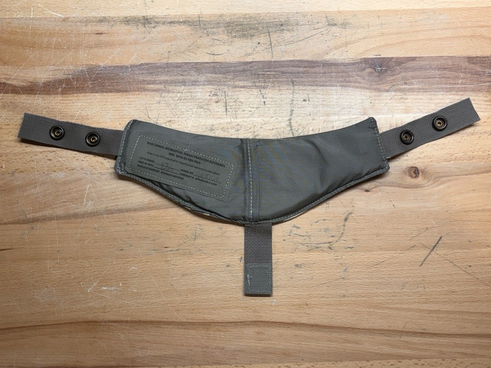 NEW USGI Army ACU Throat Protector Outershell Assembly One Size & Insert