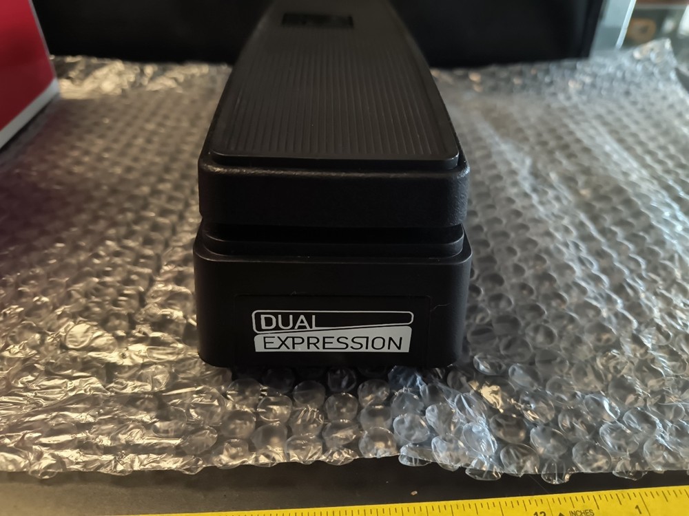 Electro Harmonix Dual Output Expression Pedal - EHX