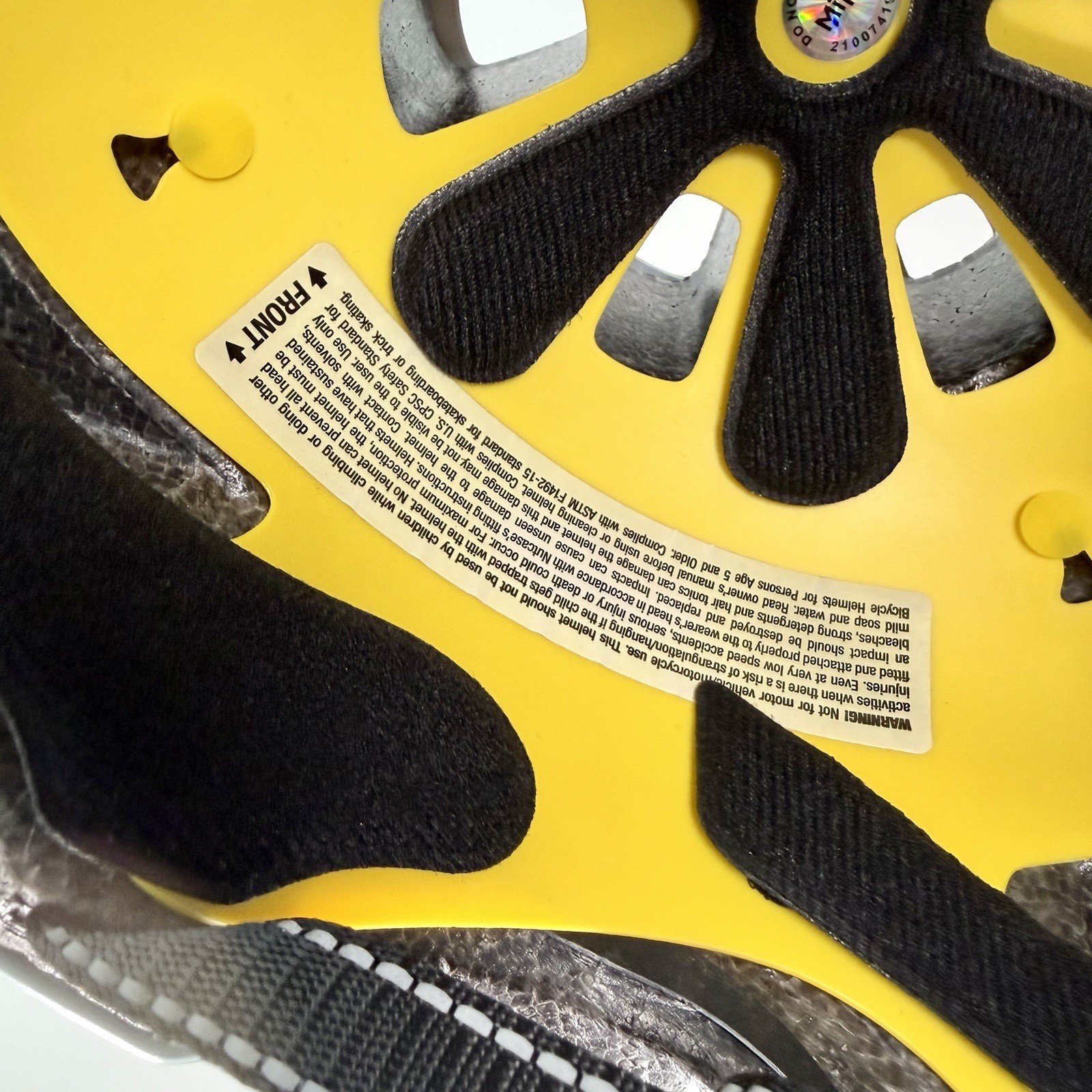 Nutcase Street - Large - MIPS Helmet - Octoblossom - 23.5”-25” - New w/ Tags