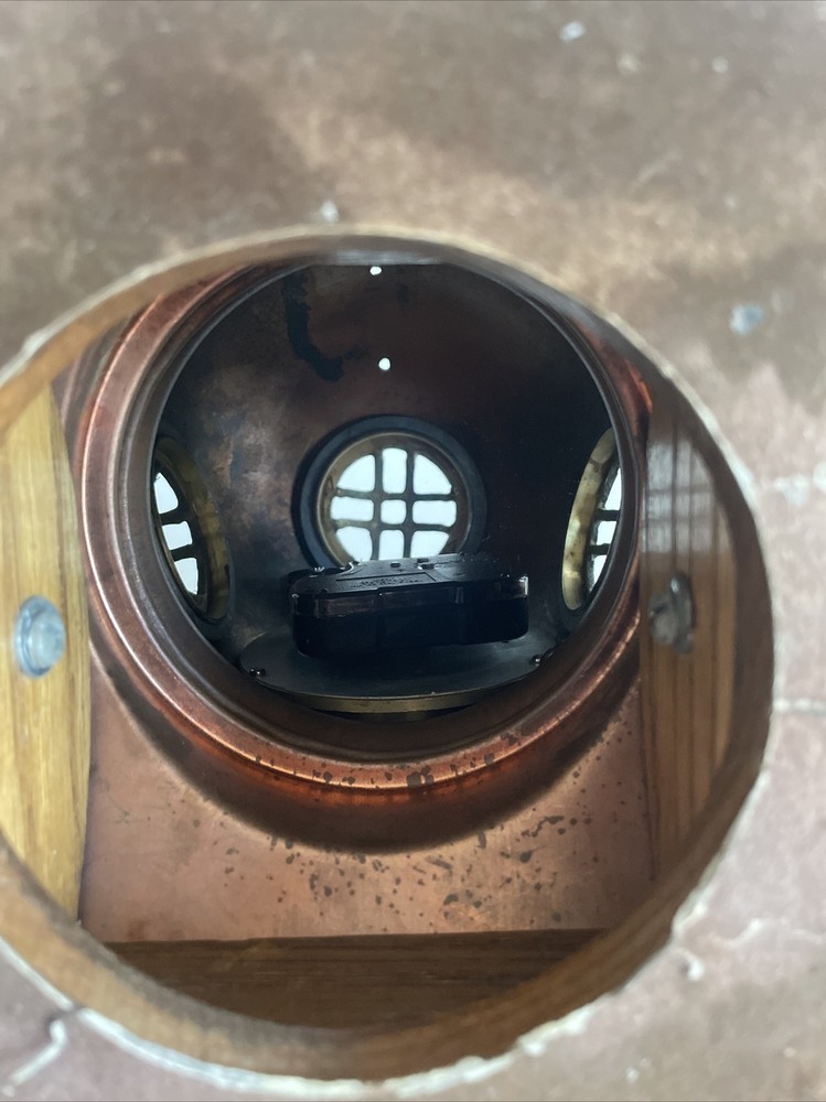 Vintage Brass Divers Helmet Clock Clock Needs Restoration