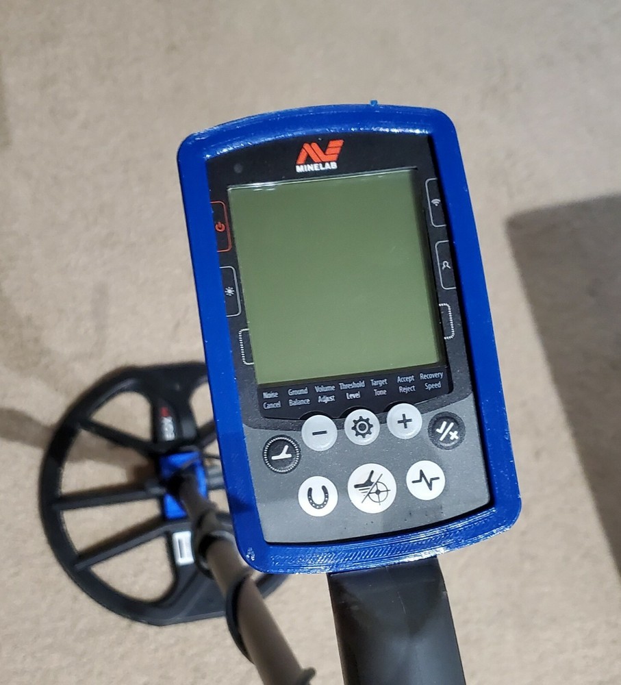 BLUE Minelab Equinox 900/700 Control Box Protector (Rubber)