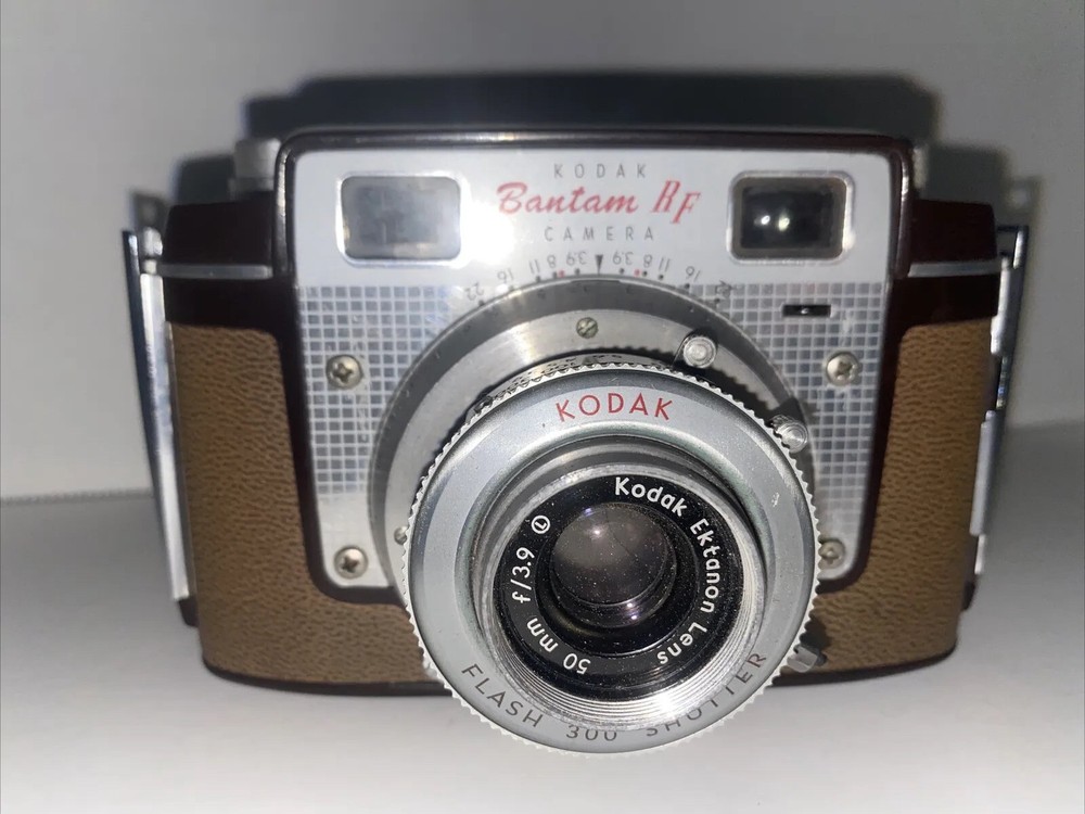 Vintage Antique Rangefinder Camera KODAK BANTAM With case