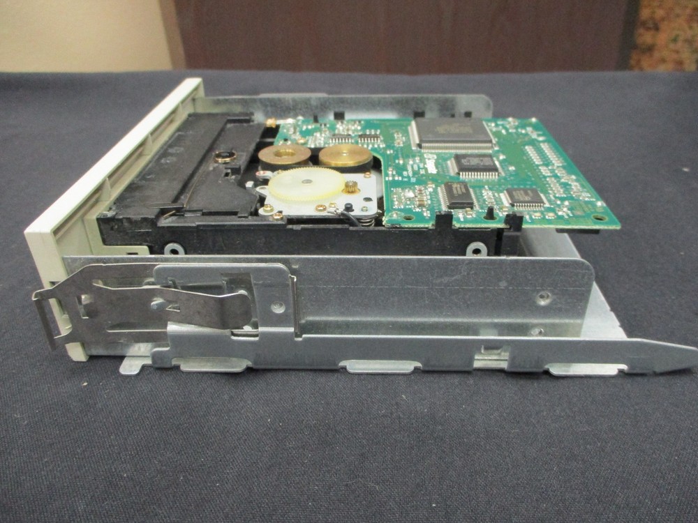 Seagate BTT38000A Used CD-Rom/DVD