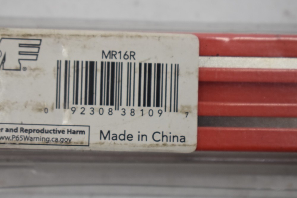 VIM Tools MR16R Red Magrail Low Profile No Studs 16" Low Profile No Studs