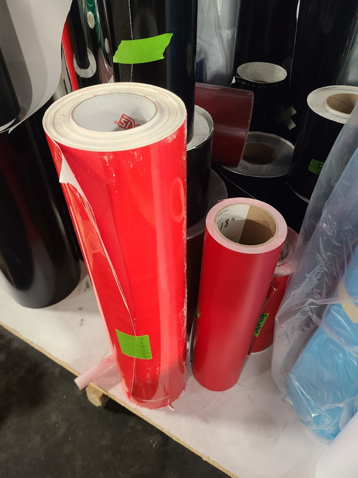 Black Color Sign Vinyl Cut Calendar Self-Adhesive (Like Oracal 651) 5-year Rolls