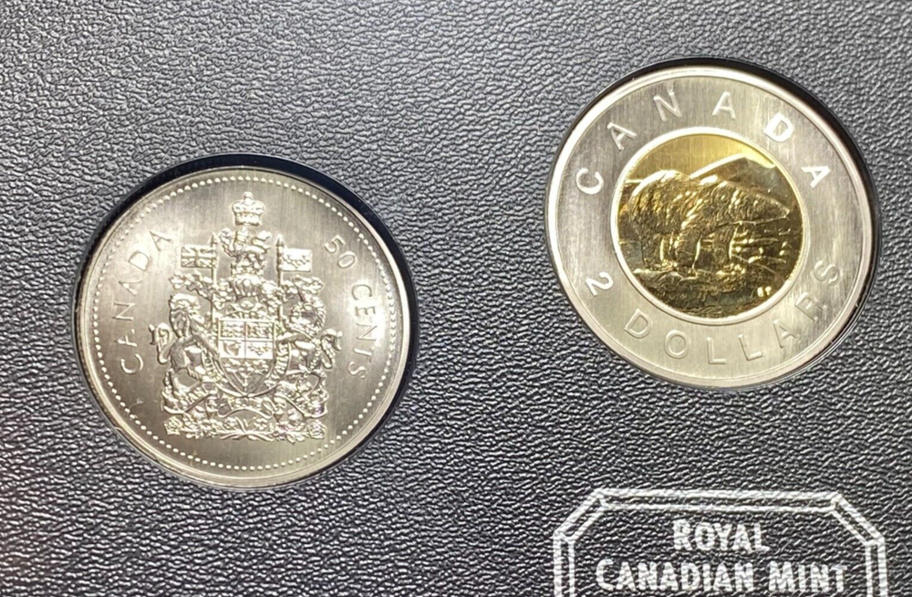 2002 ROYAL CANADIAN MINT SPECIMEN SET UNCIRCULATED MINT SET