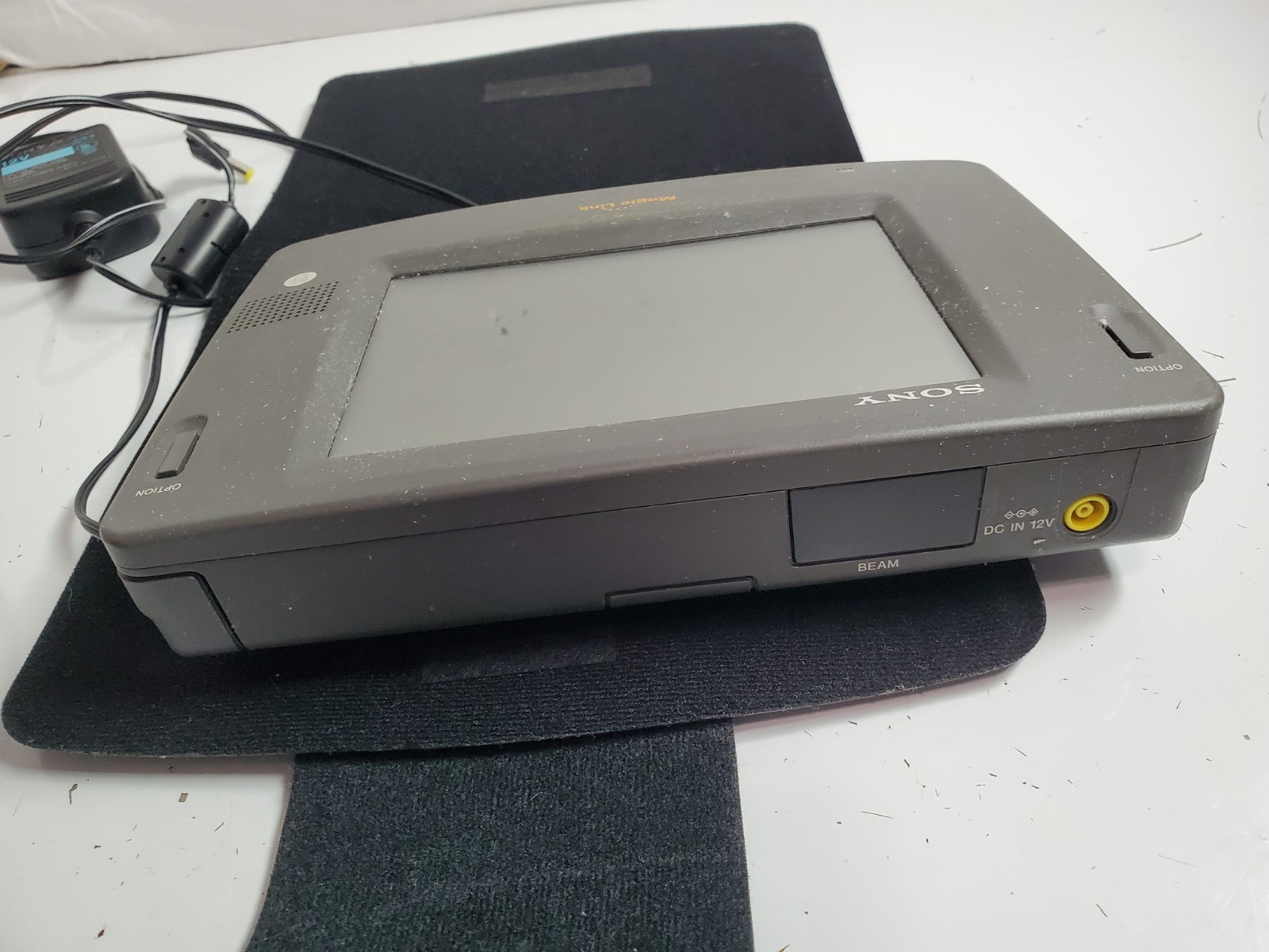 Sony PIC-1000 Magic Link With Power Adapter & Cover - Tested Working