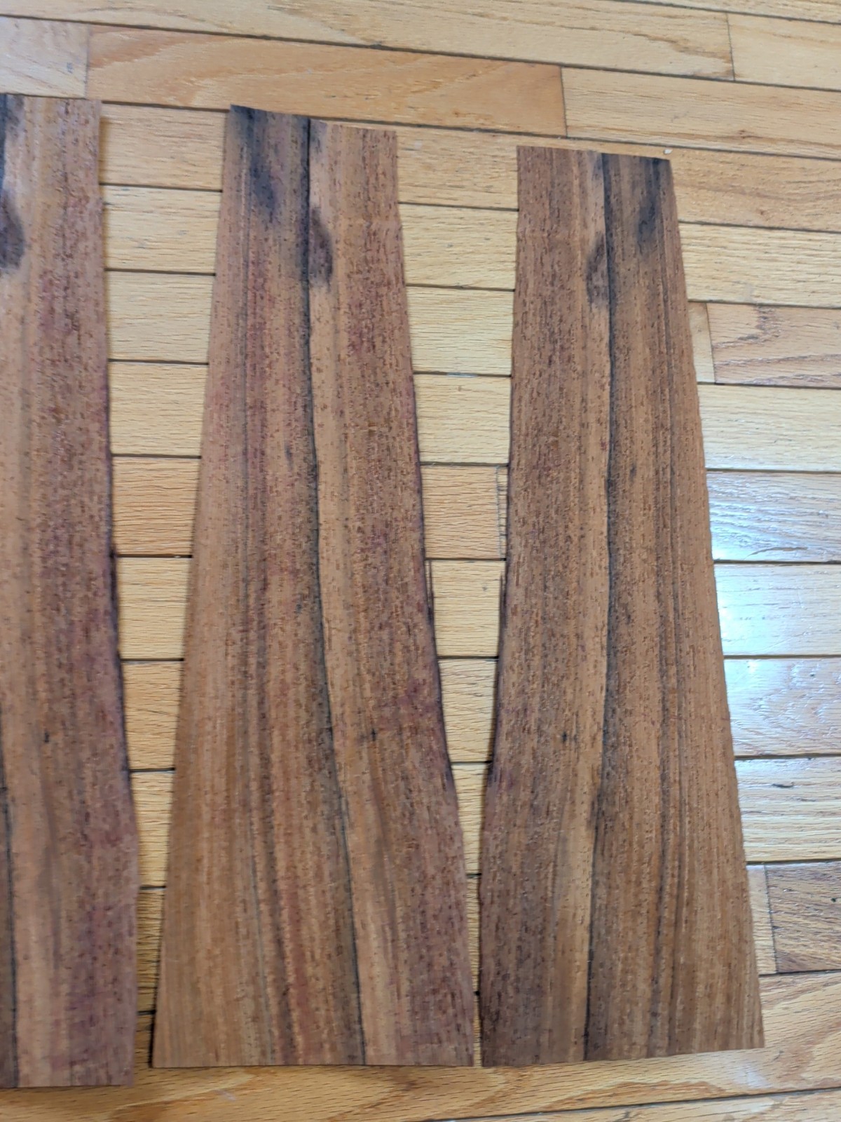 4 pcs San Domingo rosewood wood veneer 4 1/8" x 21" ea hole cracks 6" wi.