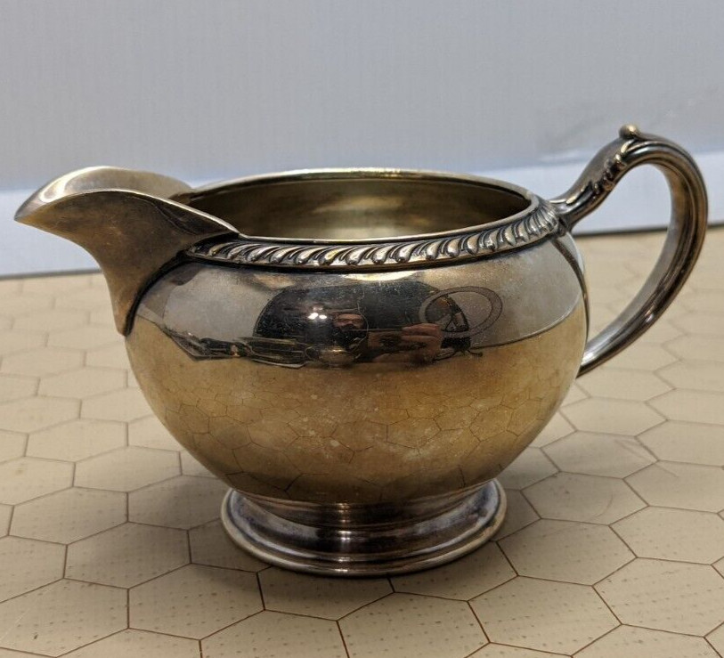 Oneida Fiesta Silver Plated  3" Tall Coffee Or Tea Creamer Pitcher with Handle