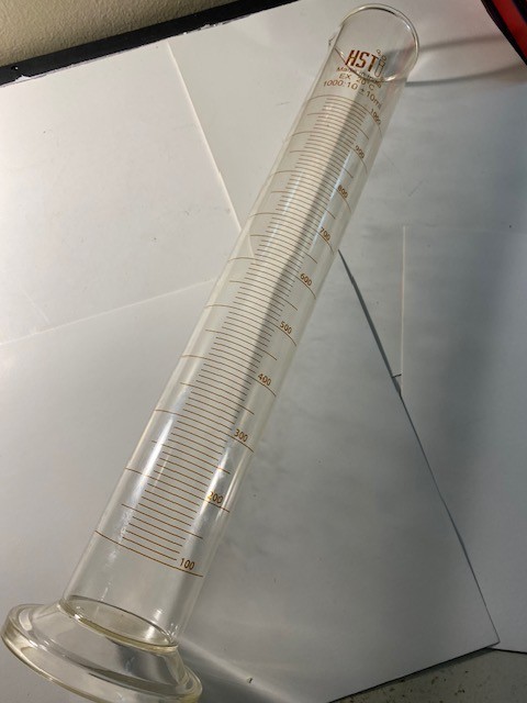 HST 1000ml Graduated Cylinder, Round Base