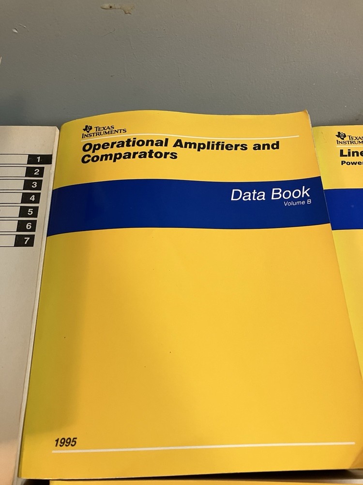Texas Instruments Lot Of 8 Data Book Circuits, Logic, Amplifiers & Comparators