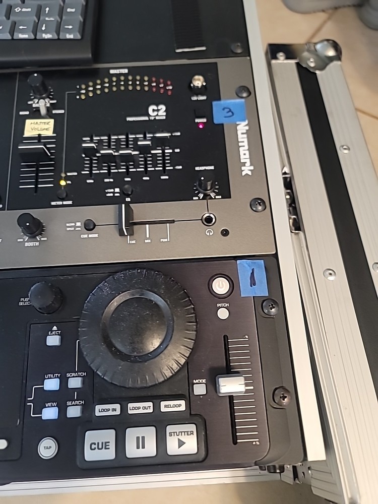 Vintage Numark Professional Dj Mixer C2-DMC 2 Software controller Pro-Case