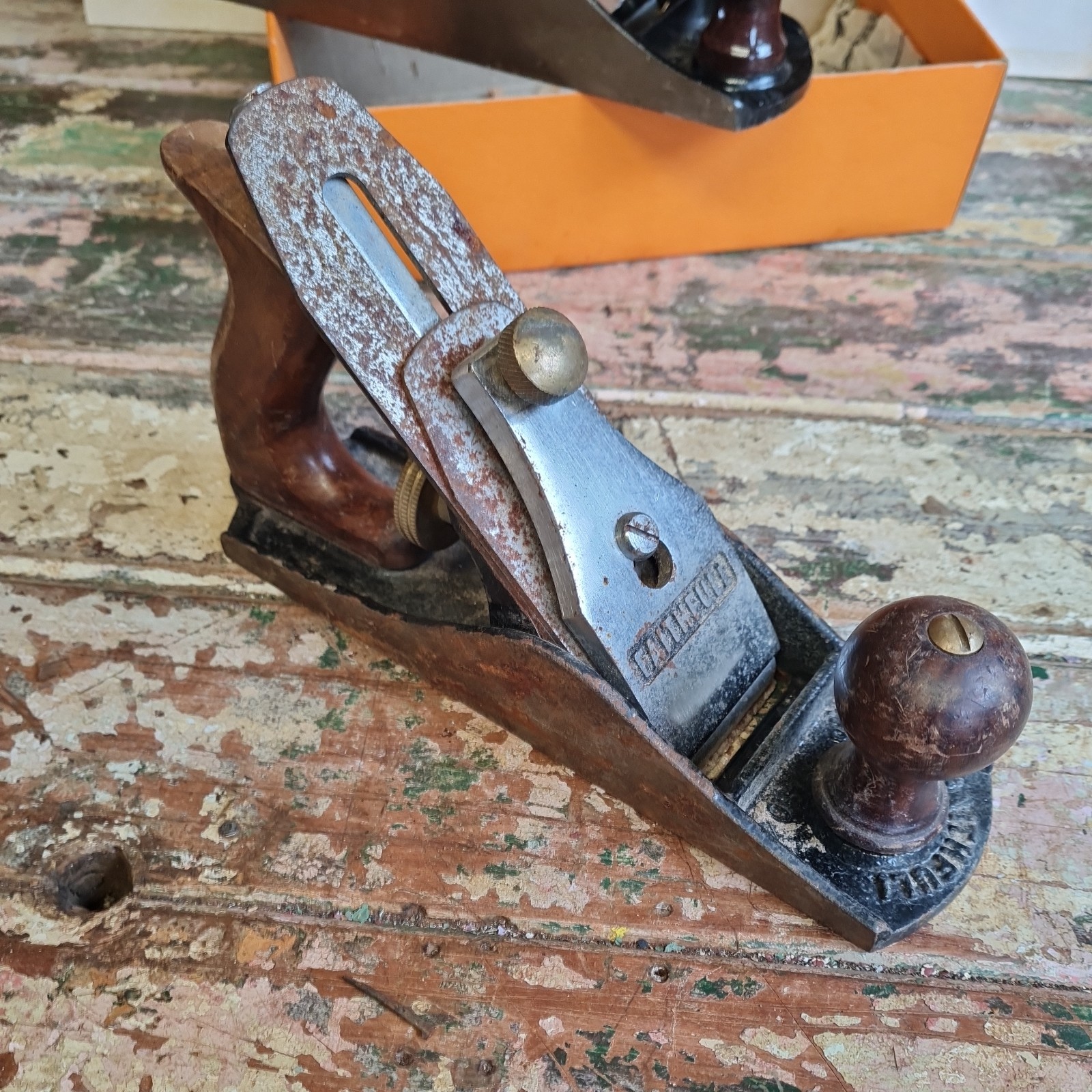 Job Lot 2 (x6 ) of woodworking Carpentry Planes stanley & record workshop