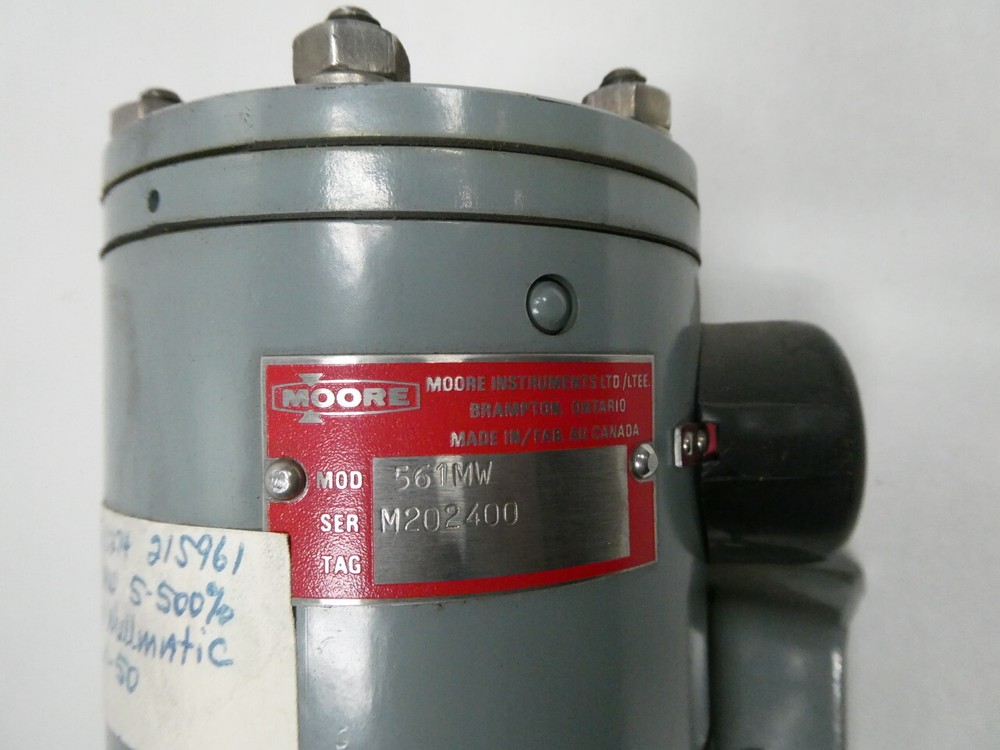 Moore 561MW Nullmatic Controller