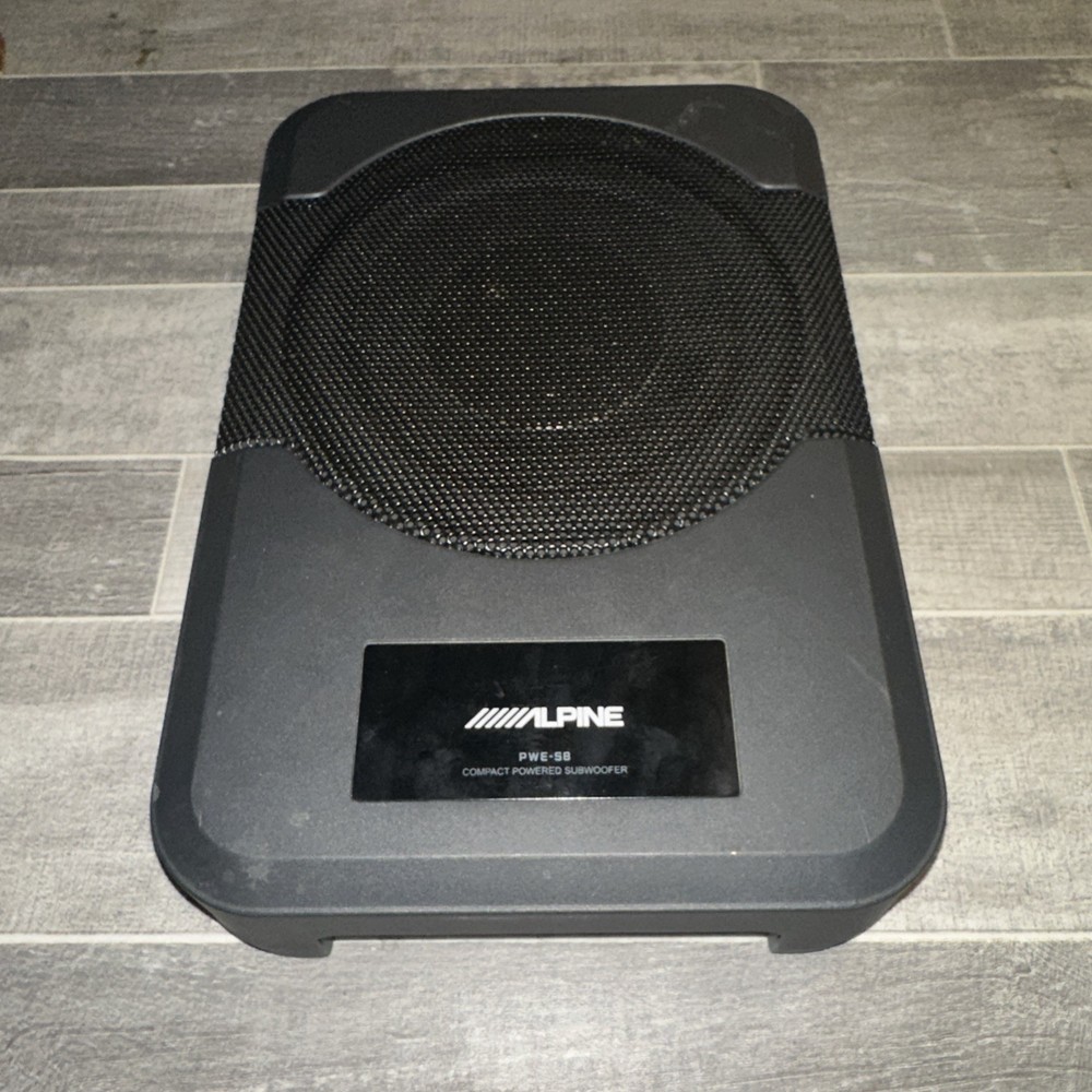 Alpine PWE-S8 8" Compact Powered Subwoofer Black Used