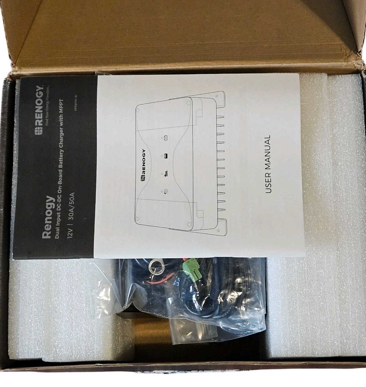 Renogy 30A DC-DC On-Board Battery Charger with MPPT 12V RBC30D1S Black