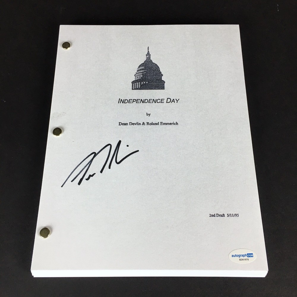 DEAN DEVLIN SIGNED FULL 137  PAGE INDEPENDENCE DAY SCRIPT ACOA AUTOGRAPH COA