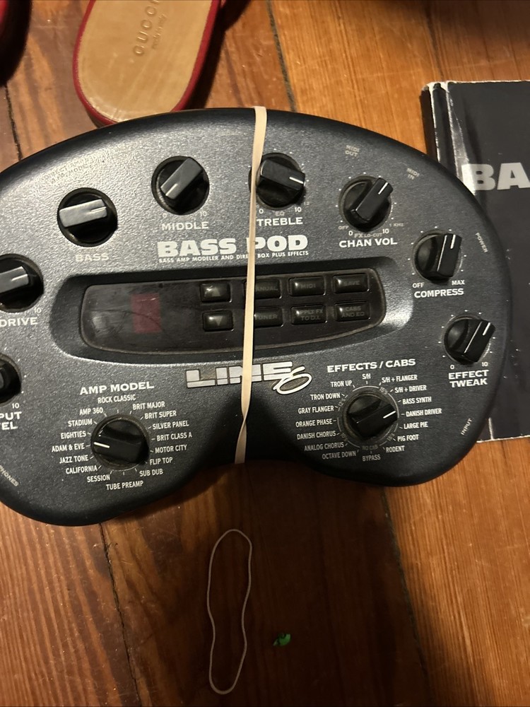 Line 6 Bass POD Multi Effects Processor Amp Modeler