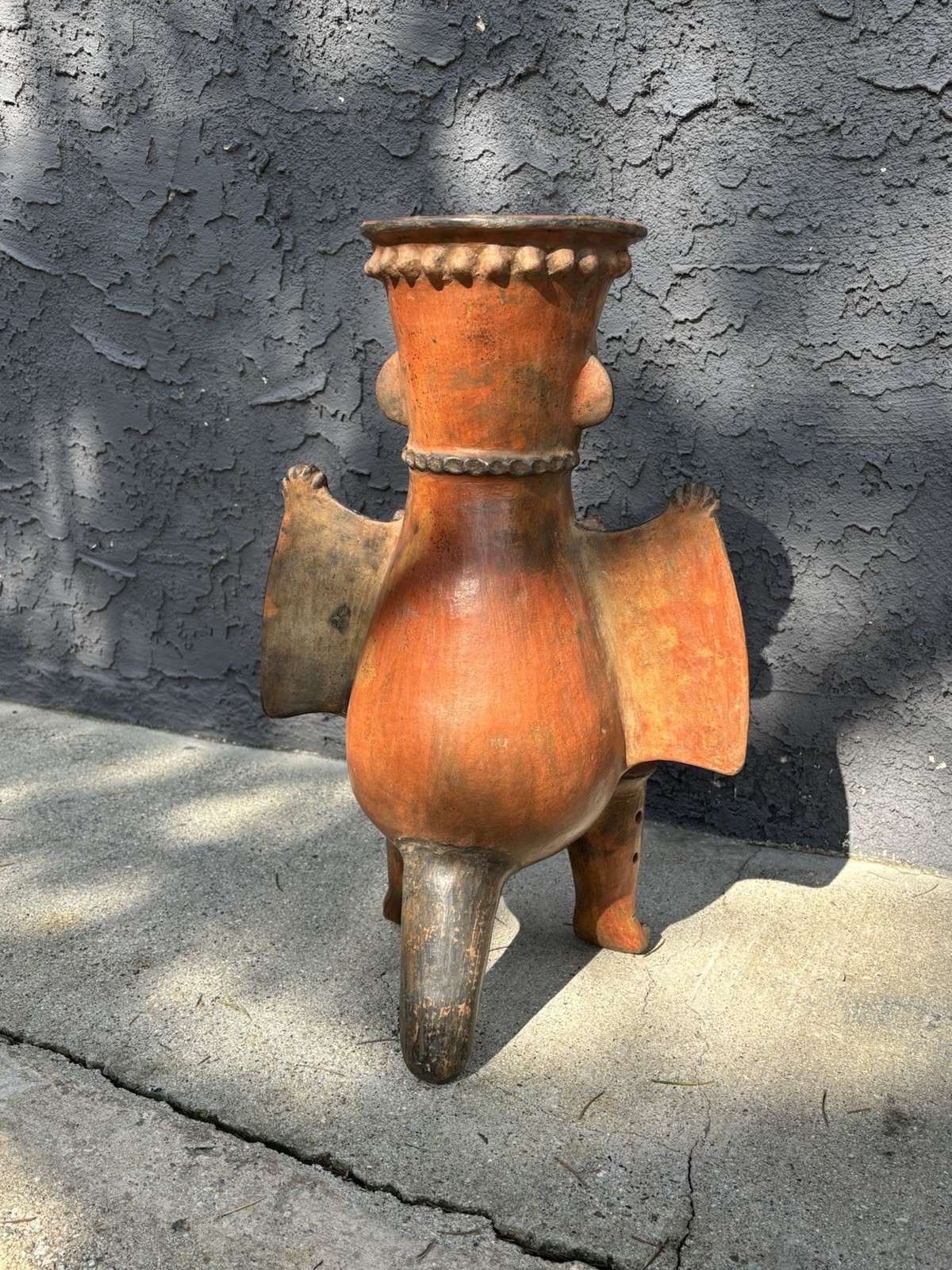 Pre Colombian Style Costa Rican Bat Effigy Jar - Huge. Rare.