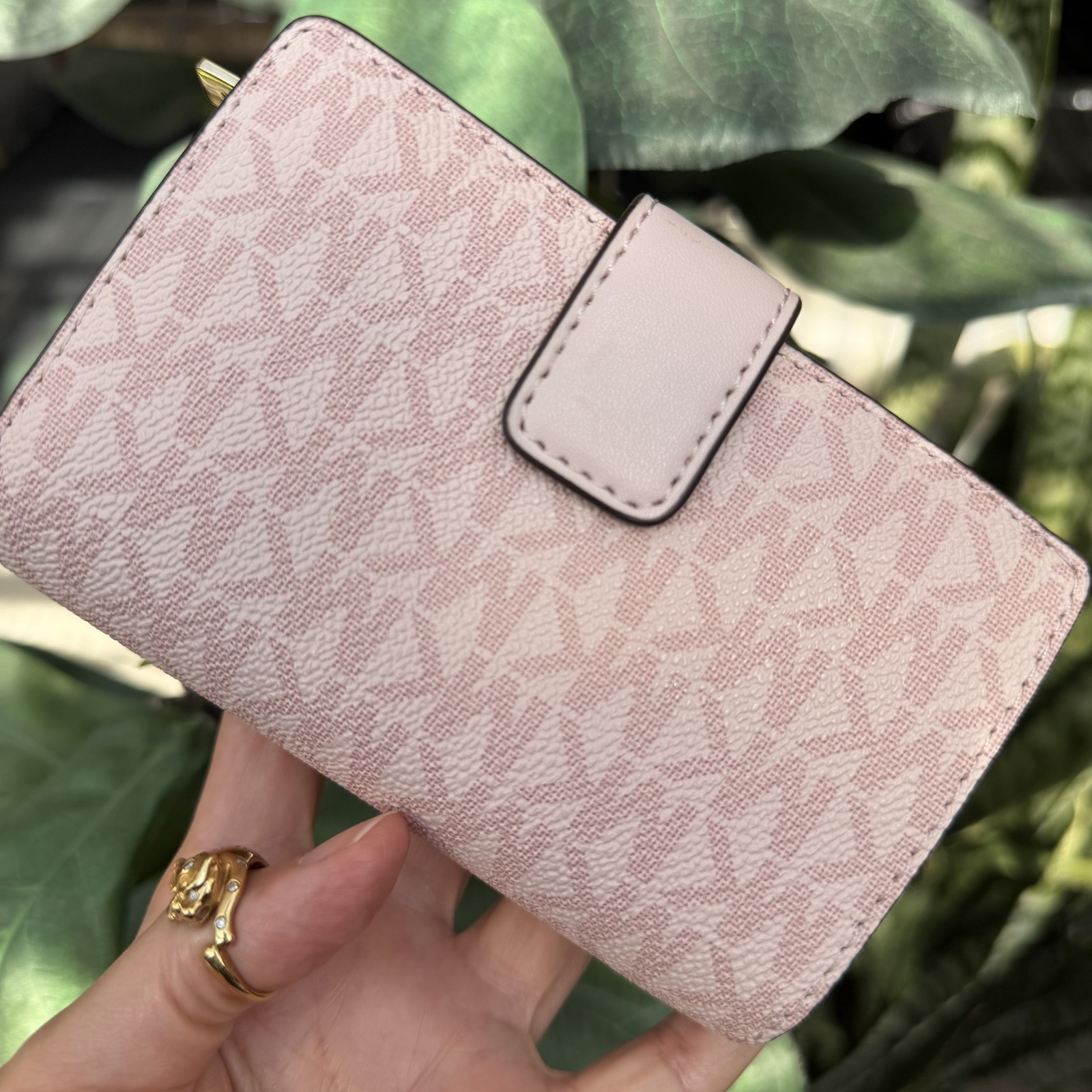 Michael Kors Jet Set Travel MD Bifold Zip Coin Credit Card Wallet Powder Blush