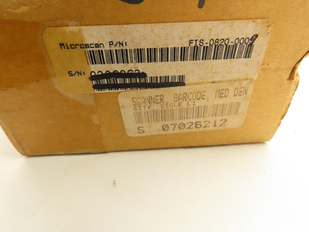 Microscan MS-820 Fixed Barcode Scanner Reader Medium Density FIS-0820-0009