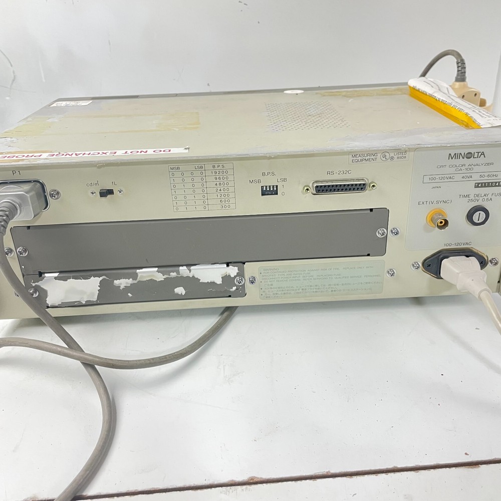 MINOLTA CA-100 CRT Color Analyzer with probe