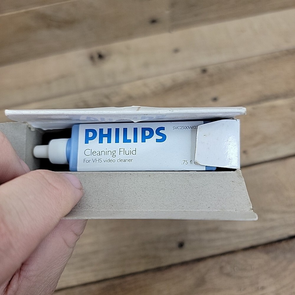 Philips VHS VCR Video Head Cleaner Wet System With Solution in Box