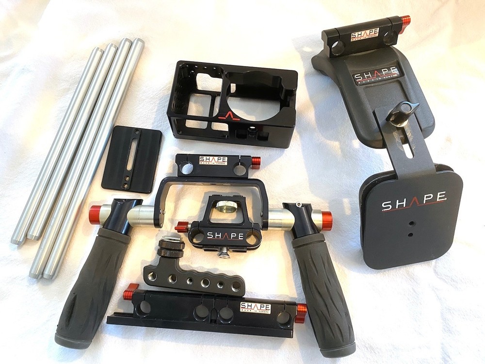 Shape BMPCCOG Shoulder rig