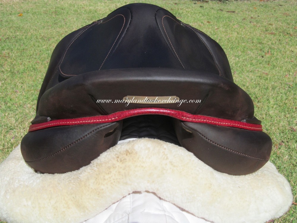 17.5" ANTARES EVOLUTION D buffalo close contact jumping saddle-2023 MODEL!!!!