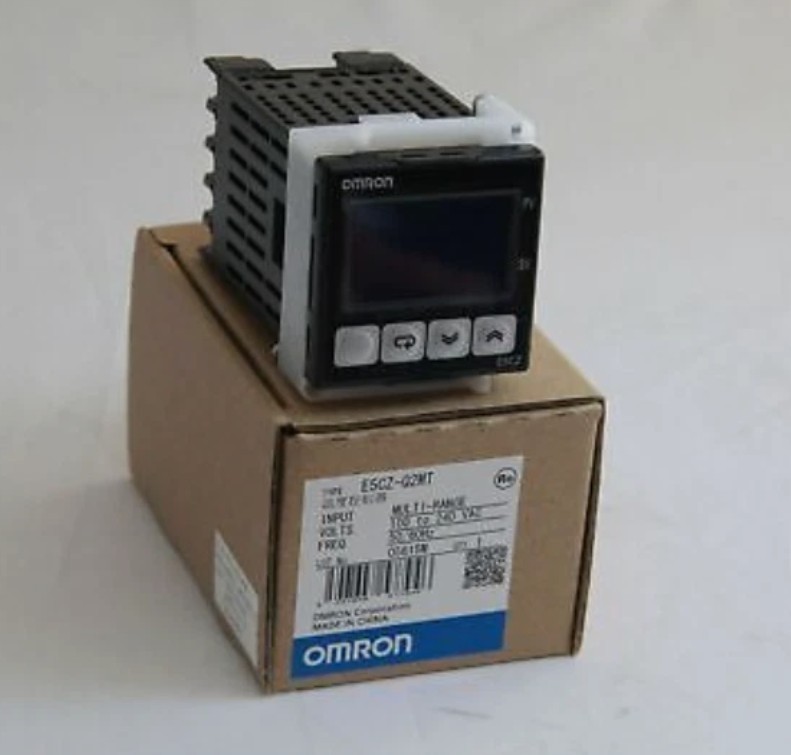New Omron E5CZ-Q2MT E5CZQ2MT Temperature Controller 2- year warranty
