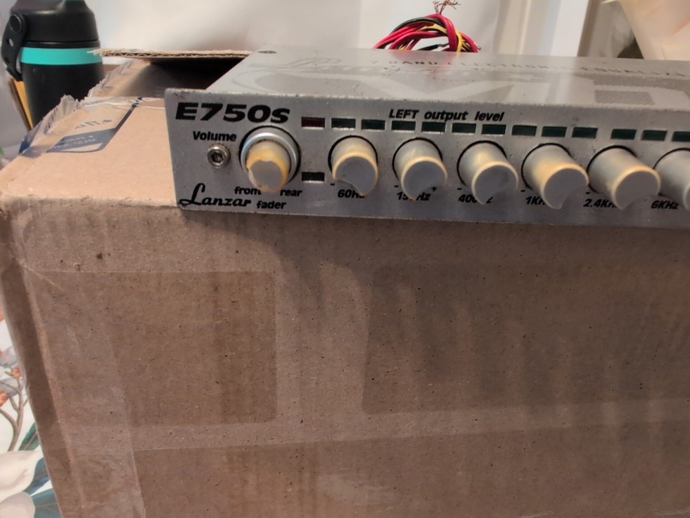 Lanzar E750s Graphic Equalizer