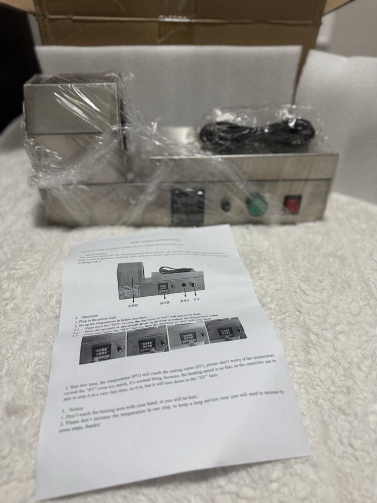 Rubber bottle cap shrink sleeve machine