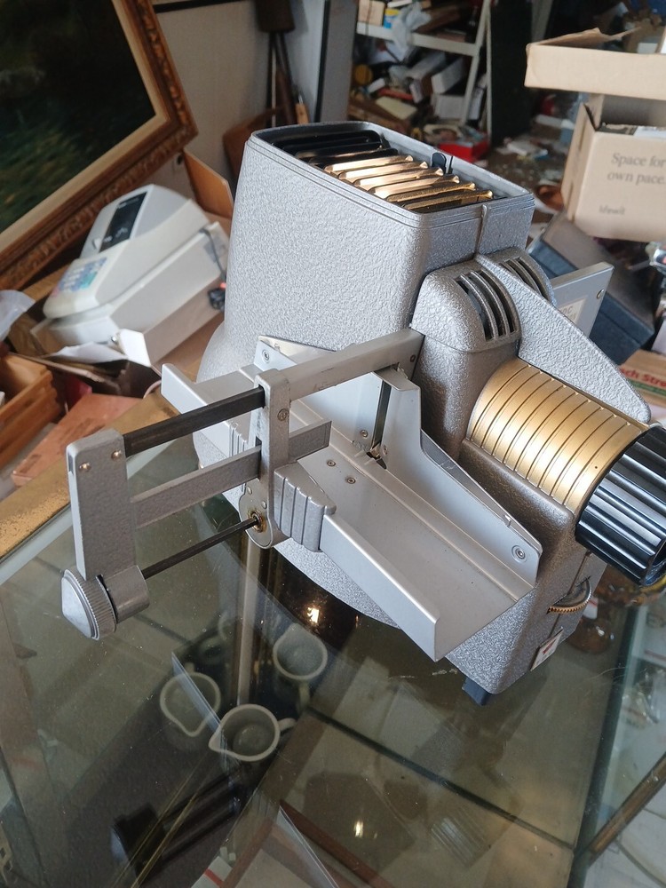 TDC SELECTRON SEMIMATIC MODEL 150 PROJECTOR