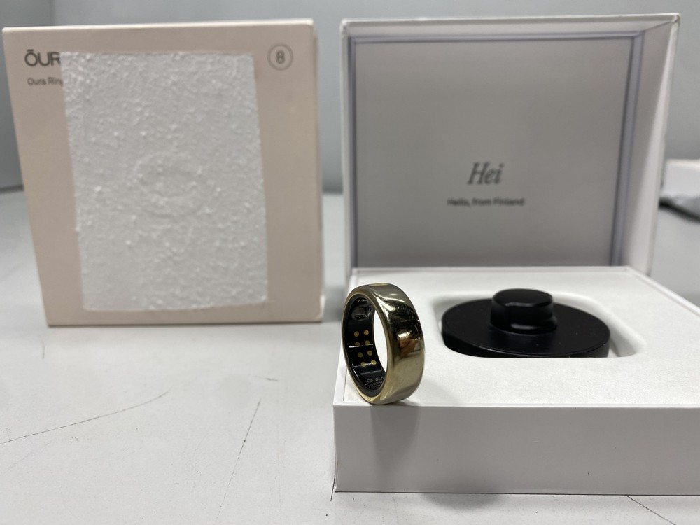 Oura Ring 4 gold - Size 8